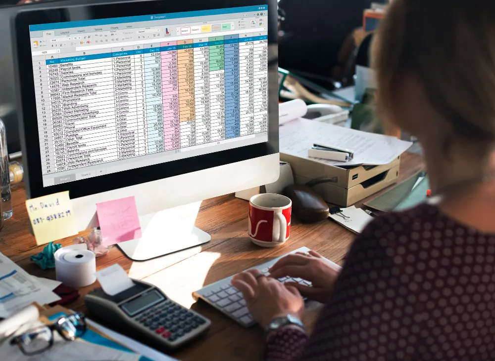 Mezclar las finanzas de la empresa con los gastos personales