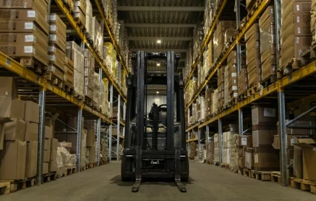 clm_close-up-warehouse-view