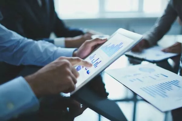 Contabilidade interna ou terceirizada comparativo e como escolher a melhor opção para sua empresa
