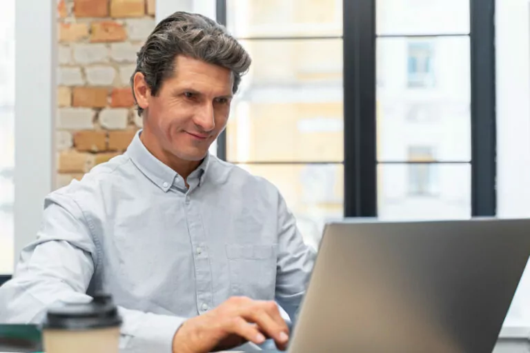 Customer Success o que é métricas essenciais e como calcular o impacto na receita